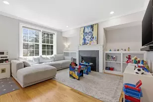 7 Spring Ct, Woburn, MA 01801 - Photo 14