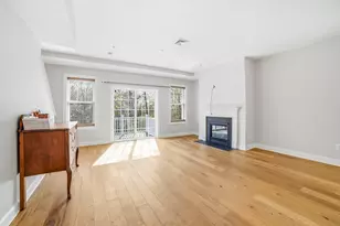 707 Southwood Ln, Clinton, MA 01510 - Photo 8