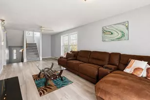 12 Hyannis Pl, Worcester, MA 01604 - Photo 4