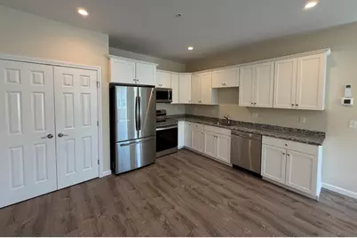 85 Lowell St #1, Peabody, MA 01960 - Photo 2