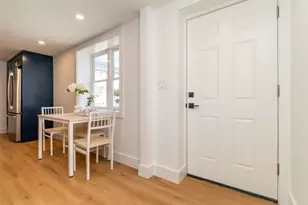 30 Columbus Ave, Waltham, MA 02451 - Photo 8