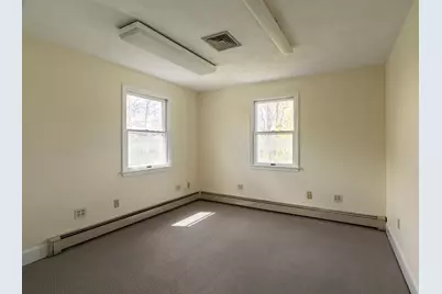 99 Garfield Ave #Main House, Woburn, MA 01801 - Photo 22