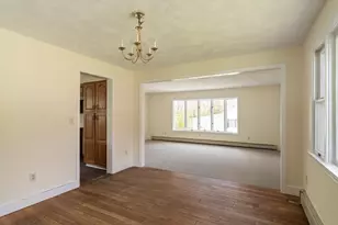 99 Garfield Ave, Woburn, MA 01801 - Photo 8