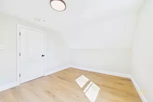 121 Durfee St, New Bedford, MA 02740 - Photo 24