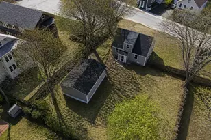 121 Durfee St, New Bedford, MA 02740 - Photo 12