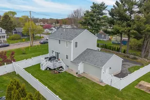 1870 County St, Somerset, MA 02726 - Photo 42