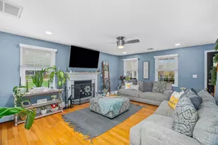 1870 County St, Somerset, MA 02726 - Photo 14