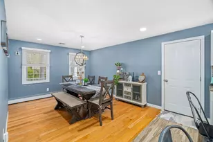1870 County St, Somerset, MA 02726 - Photo 12