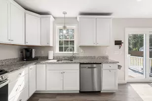 73 Charlotte Furnace Rd, Wareham, MA 02576 - Photo 10
