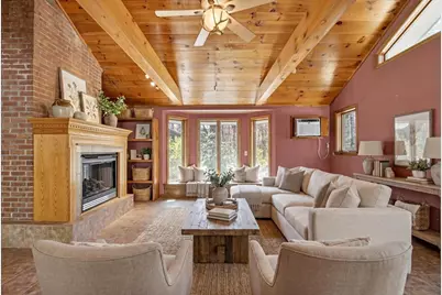 18 Laurel Ln, Princeton, MA 01541 - Photo 4