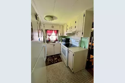 30 Madeline Street, Wareham, MA 02571 - Photo 6