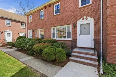 224 Park St #B4, Stoneham, MA 02180 - Photo 2