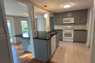 159 Maple Rd, Longmeadow, MA 01106 - Photo 4