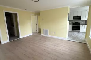 69 Jencks St, Fall River, MA 02723 - Photo 4
