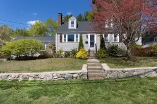 15 Mayflower Rd, Norwood, MA 02062 - Photo 1