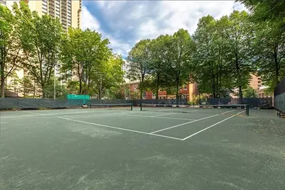 9 Hawthorne Place #7J, Boston, MA 02114 - Photo 10