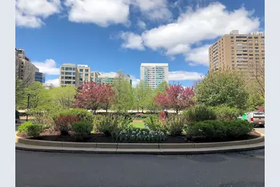 9 Hawthorne Place #7J, Boston, MA 02114 - Photo 8