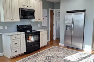 83 Chestnut St, Gardner, MA 01440 - Photo 4
