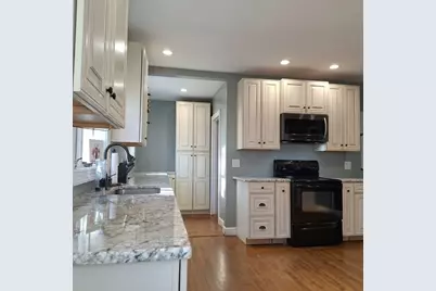 83 Chestnut Street, Gardner, MA 01440 - Photo 2