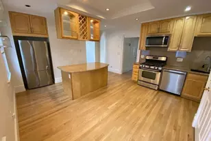 8 White Ave, Brookline, MA 02467 - Photo 12
