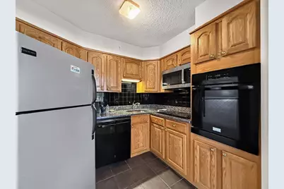 300 Lynn Shore Dr #203, Lynn, MA 01902 - Photo 20