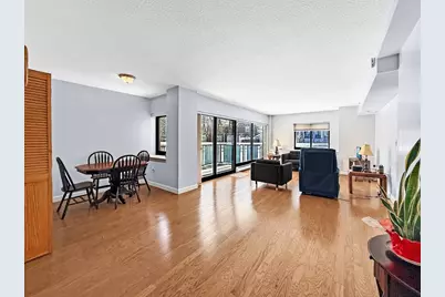 300 Lynn Shore Dr #203, Lynn, MA 01902 - Photo 6