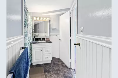 300 Lynn Shore Dr #203, Lynn, MA 01902 - Photo 28