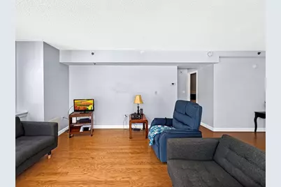 300 Lynn Shore Dr #203, Lynn, MA 01902 - Photo 12
