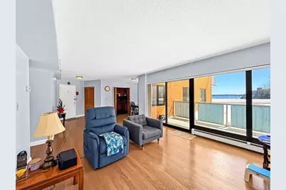 300 Lynn Shore Dr #203, Lynn, MA 01902 - Photo 8