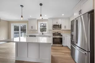 1028 Broadway, Haverhill, MA 01832 - Photo 12