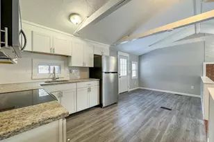 16 Schoolhouse Cross Rd, Brookfield, MA 01506 - Photo 6