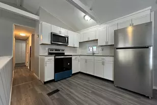 16 Schoolhouse Cross Rd, Brookfield, MA 01506 - Photo 4