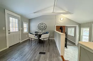 16 Schoolhouse Cross Rd, Brookfield, MA 01506 - Photo 10