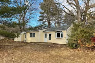 16 Schoolhouse Cross Rd, Brookfield, MA 01506 - Photo 2