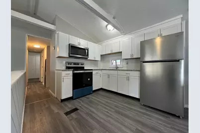 16 School House Cross Rd, Brookfield, MA 01506 - Photo 4