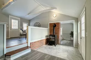 16 Schoolhouse Cross Rd, Brookfield, MA 01506 - Photo 18