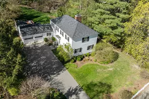 633 Boston Post Rd, Weston, MA 02493 - Photo 2