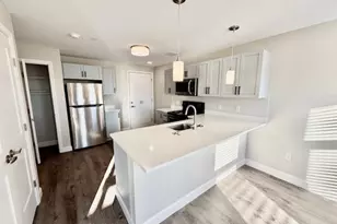 882 Massachusetts Ave, Arlington, MA 02476 - Photo 6