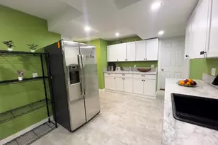 92 Brown Ave, Boston, MA 02131 - Photo 6