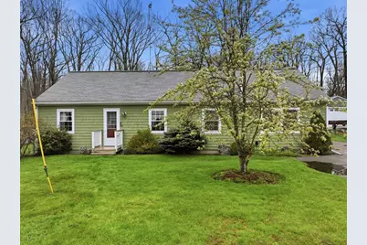 12 Holcomb Street, Leicester, MA 01524 - Photo 2