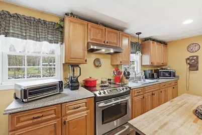 12 Holcomb Street, Leicester, MA 01524 - Photo 12