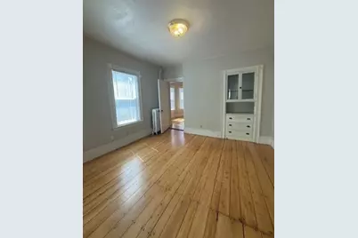 135-137 Lynde St #1, Melrose, MA 02176 - Photo 8