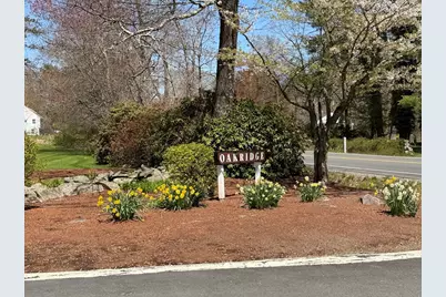 79 Oakridge Dr. #79, Londonderry, NH 03053 - Photo 2