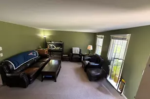 79 Oakridge Dr, Londonderry, NH 03053 - Photo 12