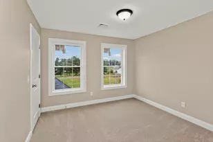 35 Focosi Ln, Ludlow, MA 01056 - Photo 22