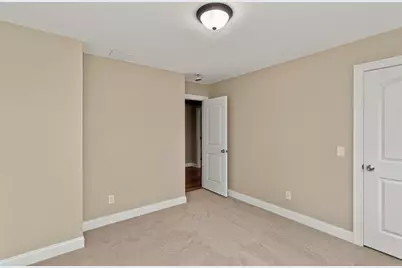 35 Focosi Ln, Ludlow, MA 01056 - Photo 20