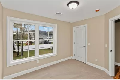 35 Focosi Ln, Ludlow, MA 01056 - Photo 18