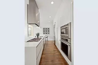 525 E 1st St #PH5, Boston, MA 02127 - Photo 6
