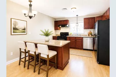 5455 N Main St #4E, Fall River, MA 02720 - Photo 2