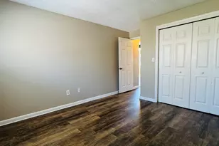 5455 N Main St, Fall River, MA 02720 - Photo 14